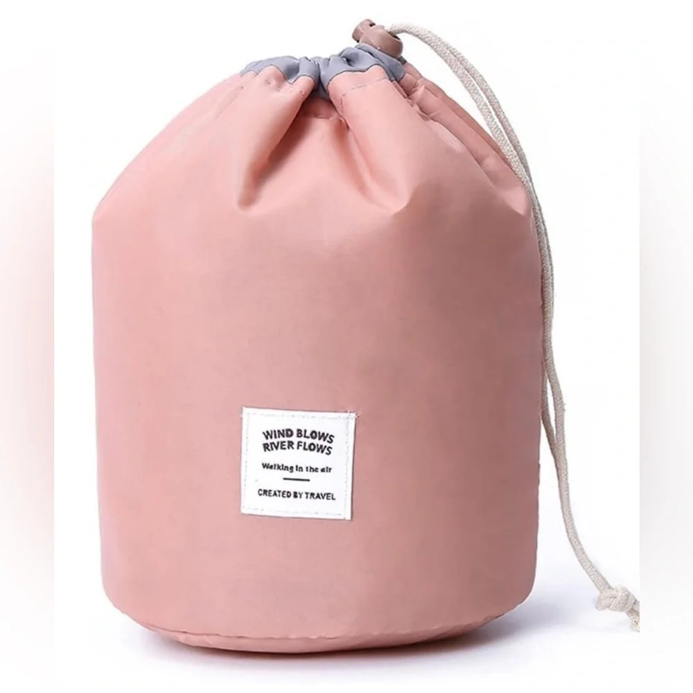 BRAND NEW WITH TAGS! Pink and Gray Women's drawstring travel cosmetics pouch.